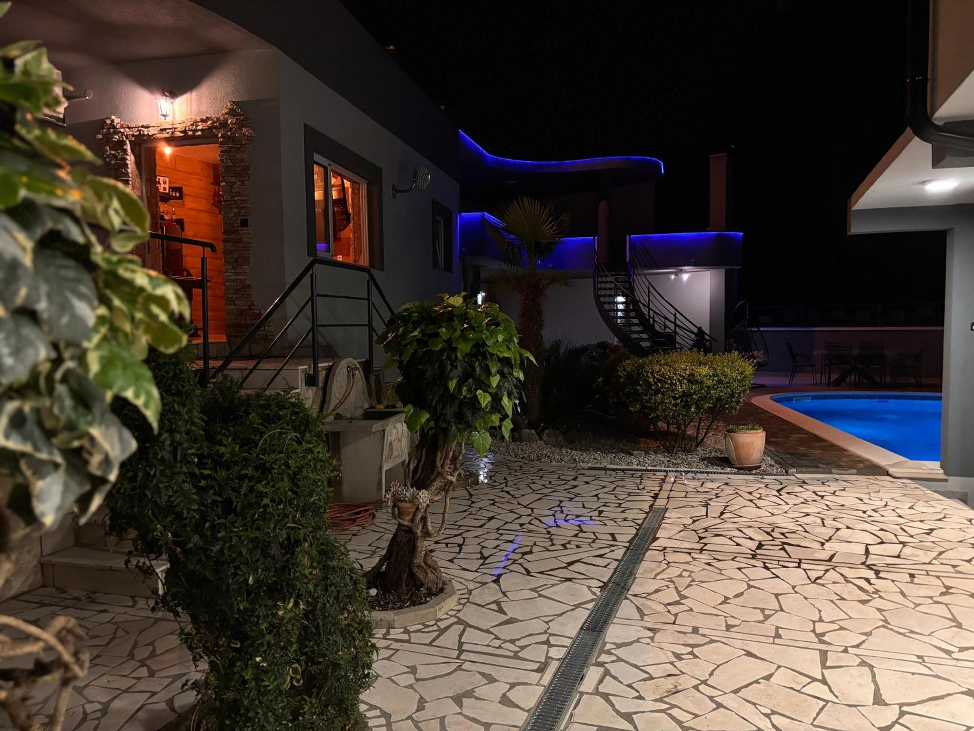 - Rozic Villa Mostar